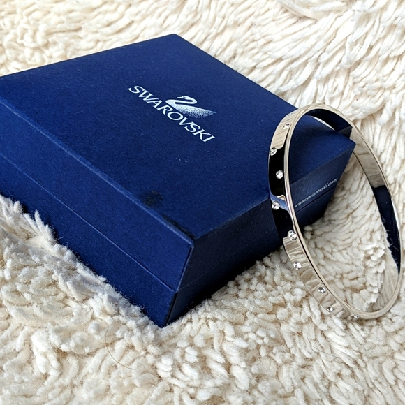 Swarovski Crystal Bangle Bracelet - Picture 4 of 7